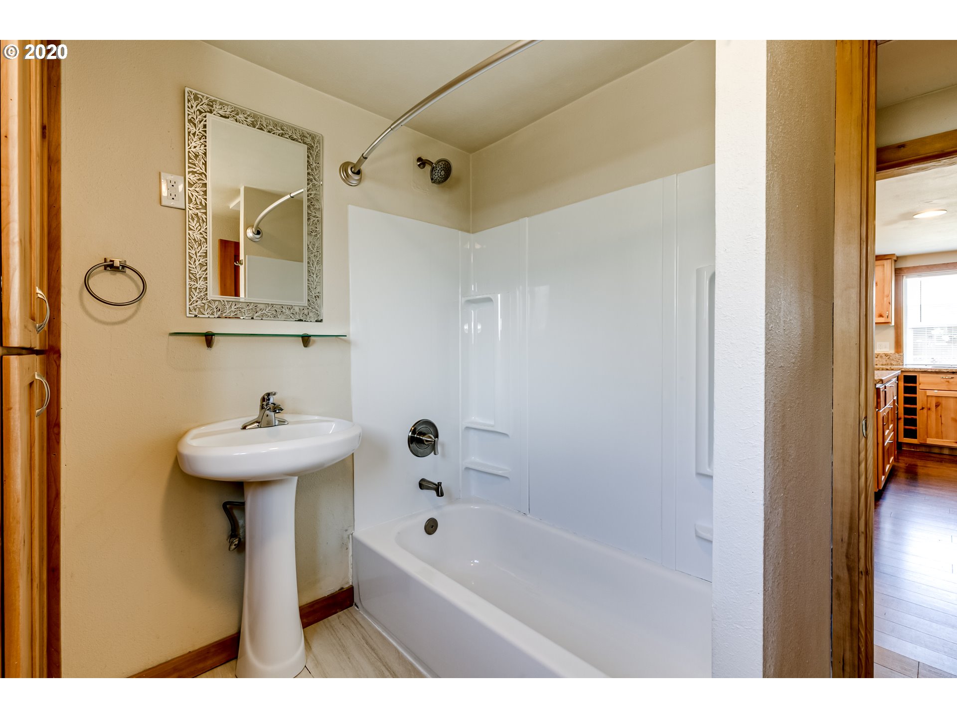 4910 D Street Springfield, OR 97478 - Photo 11 of 21