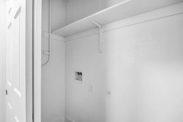 $295,000 | 1644 North Tipton Street, Visalia, CA 93292