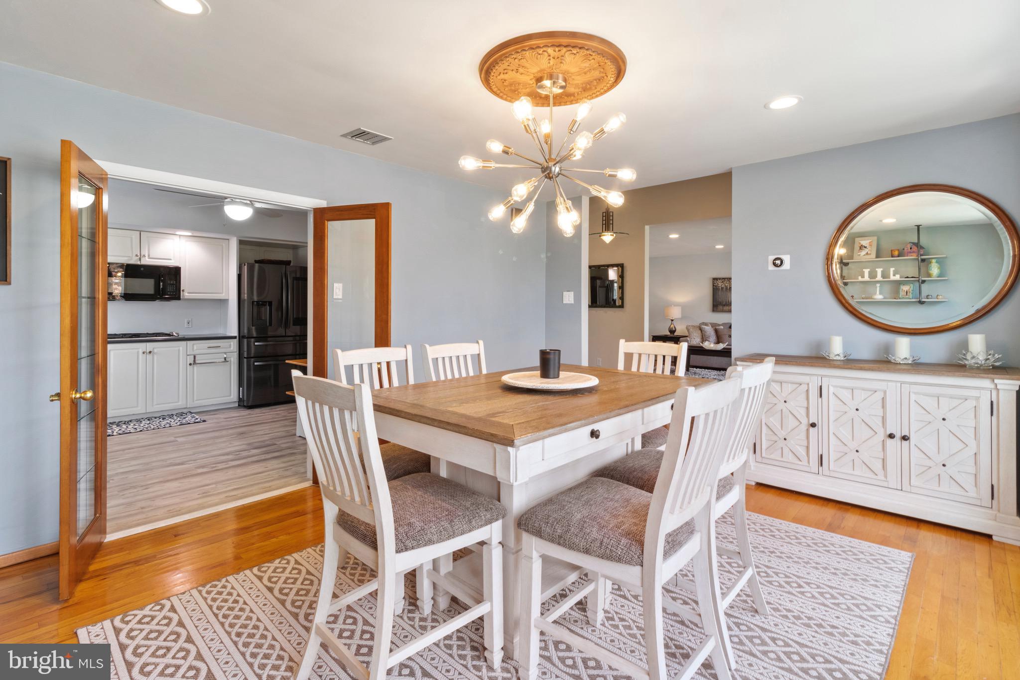 727 Foster Road Cheltenham, PA 19012 - Photo 13 of 58
