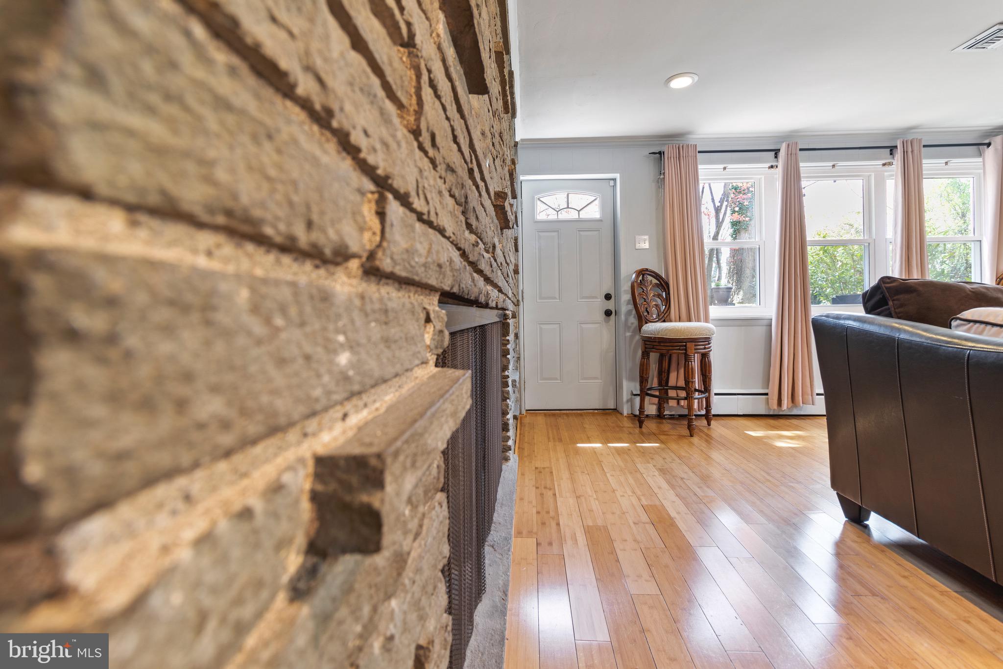 727 Foster Road Cheltenham, PA 19012 - Photo 23 of 58