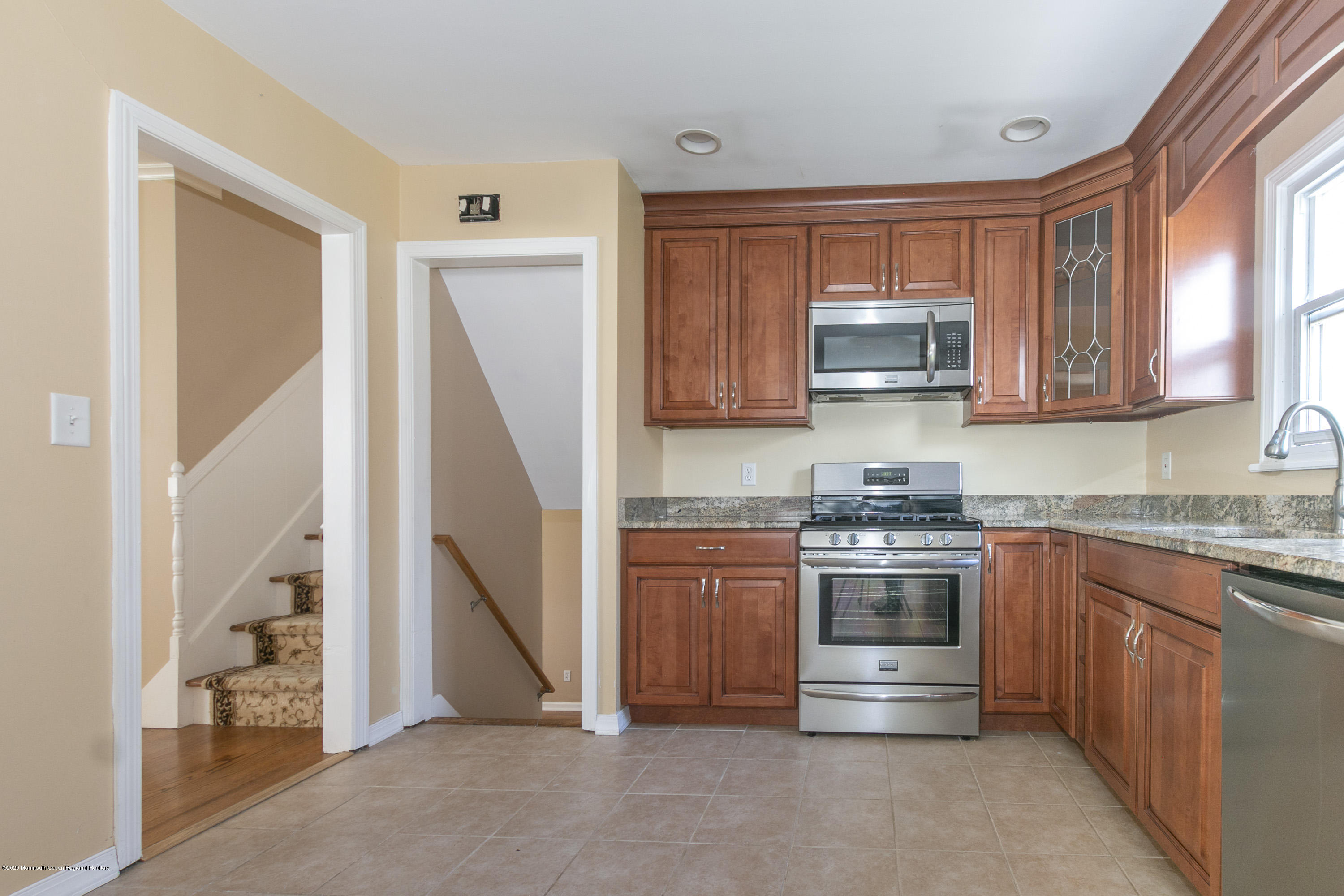18 Glenmore Road Freehold, NJ 07728 - Photo 9 of 24 009_Kitchen