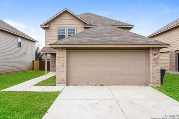 $1,600 | 10719 Goose Way, San Antonio, TX 78224