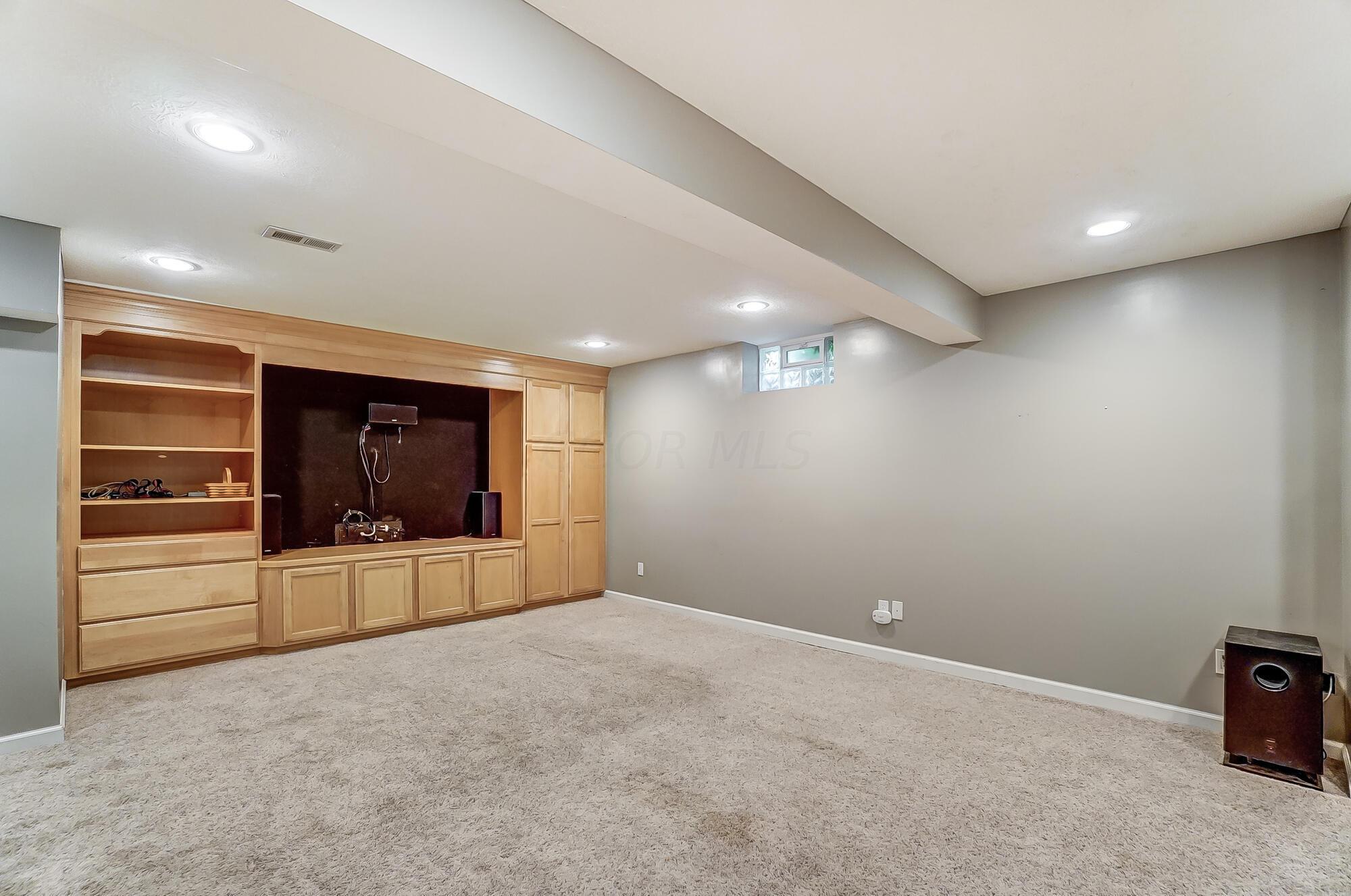 7440 Rolling Ridge Way Westerville, OH 43082 - Photo 69 of 85 Finished Basement