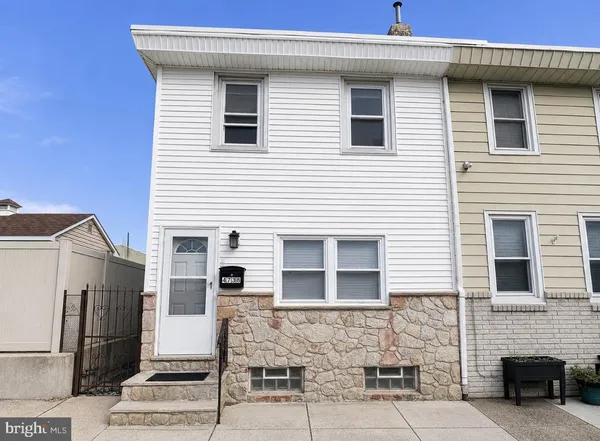 $1,850 | 4738 Melvale Street, Philadelphia, PA 19137