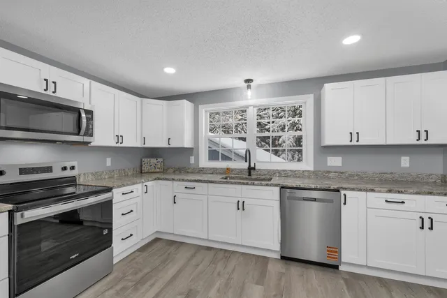 $385,000 | 166 Bog Road, Campton, NH 03223