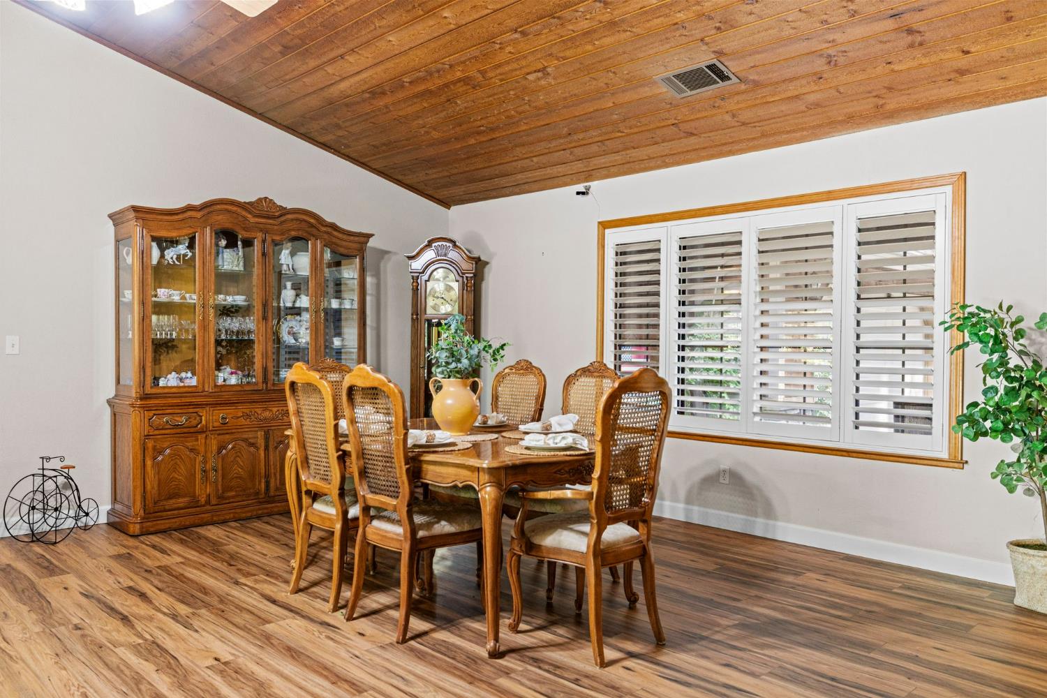 3719 Garnet Road Pollock Pines, CA 95726 - Photo 11 of 55 Gallery Image 11