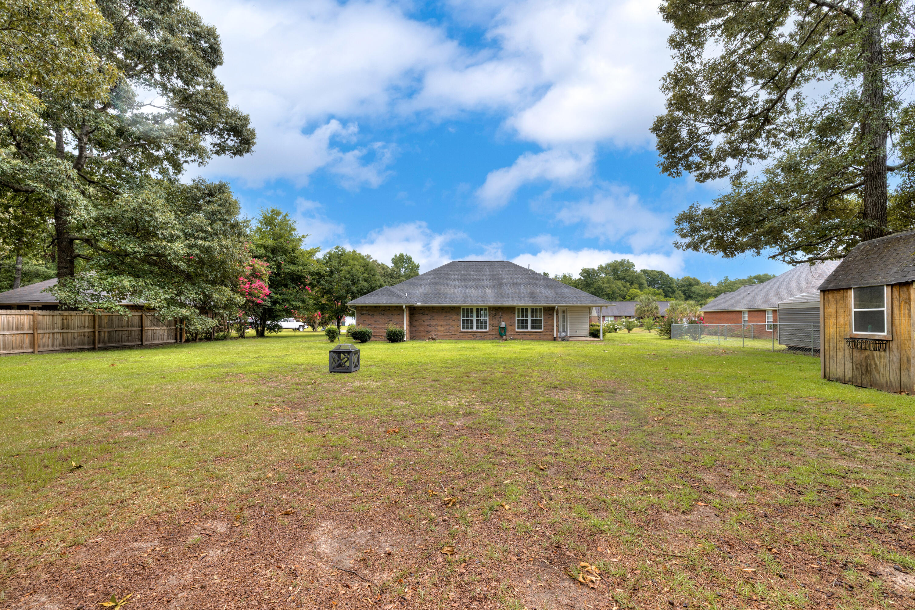1730 Pyracantha Road Sumter, SC 29154 - Photo 5 of 31 06
