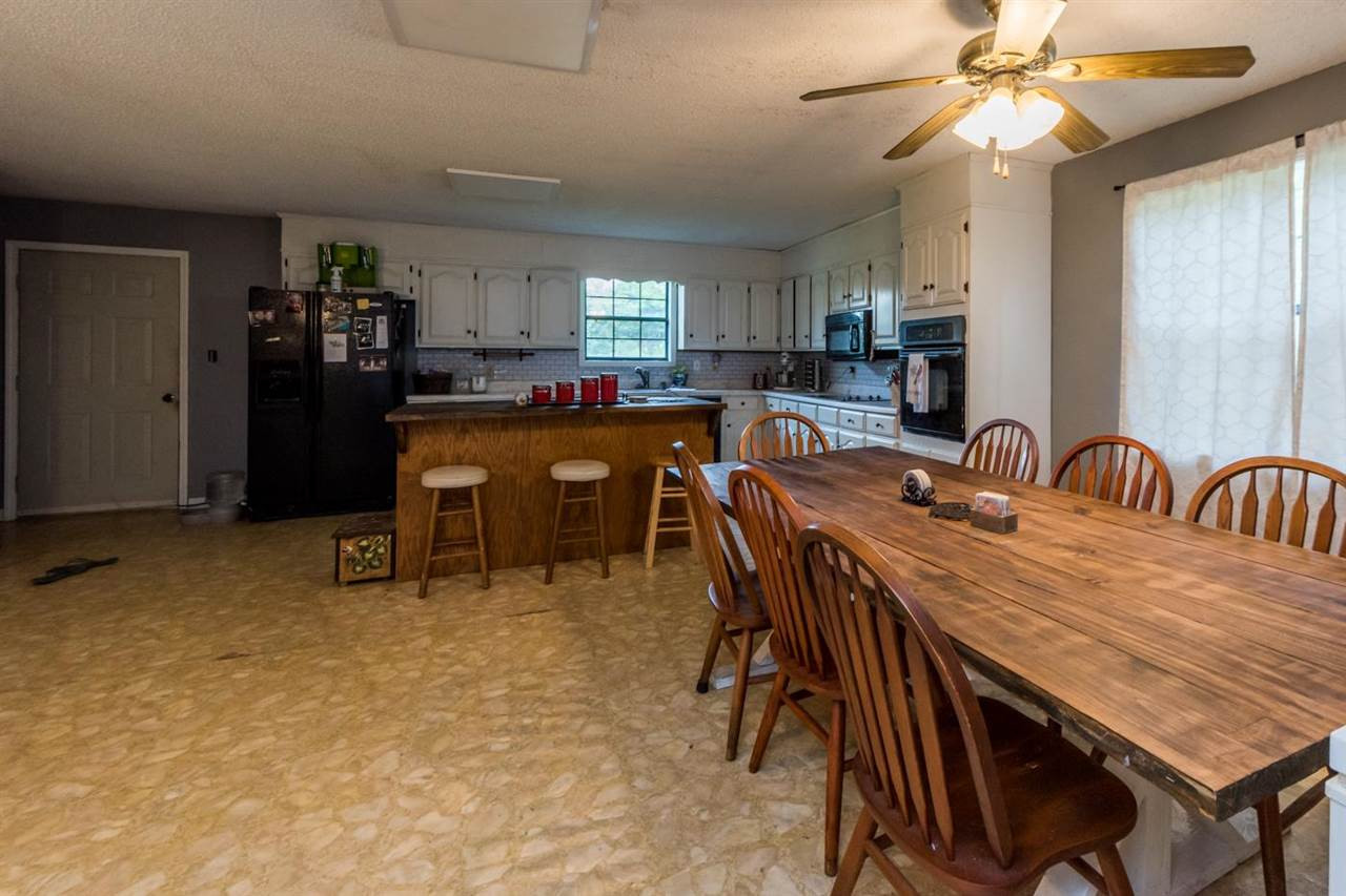 221 Bible Grove Road Lexington, TN 38351 - Photo 8 of 24 Photo 8