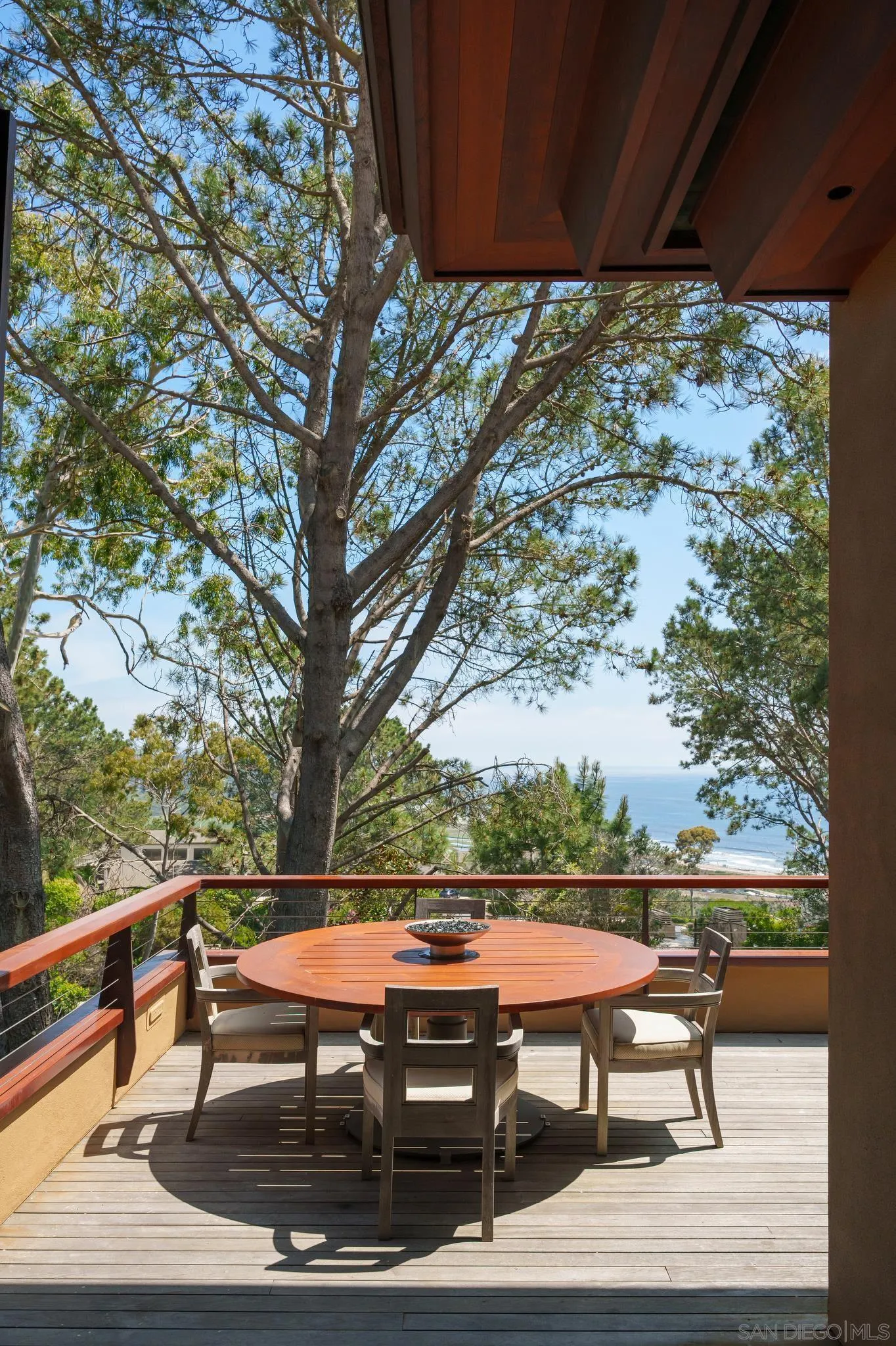 456 Hidden Pines Lane Del Mar, CA 92014 - Photo 45 of 55 a sitting area with lake view