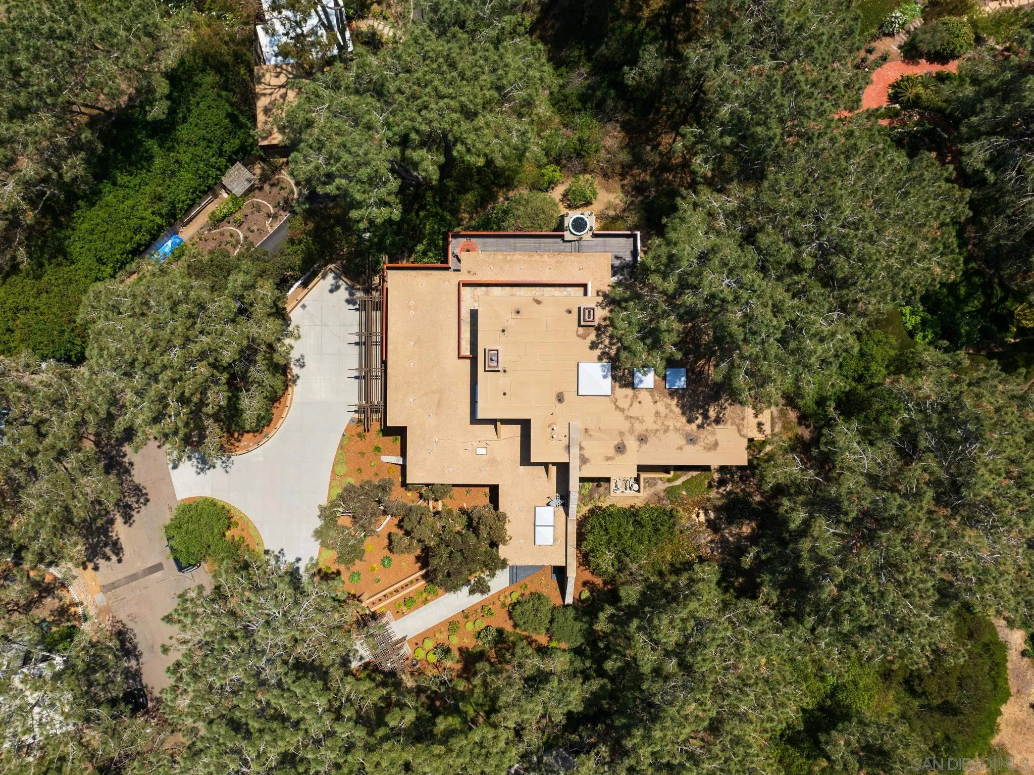 456 Hidden Pines Lane Del Mar, CA 92014 - Photo 53 of 55 an aerial view of residential house with outdoor space