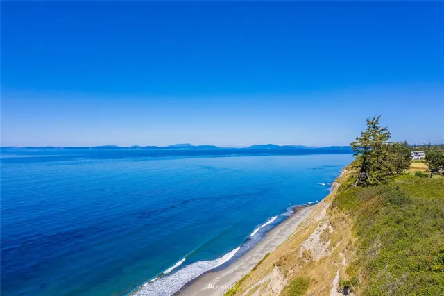 $1,200,000 | -xxx American Lane, Coupeville, WA 98239