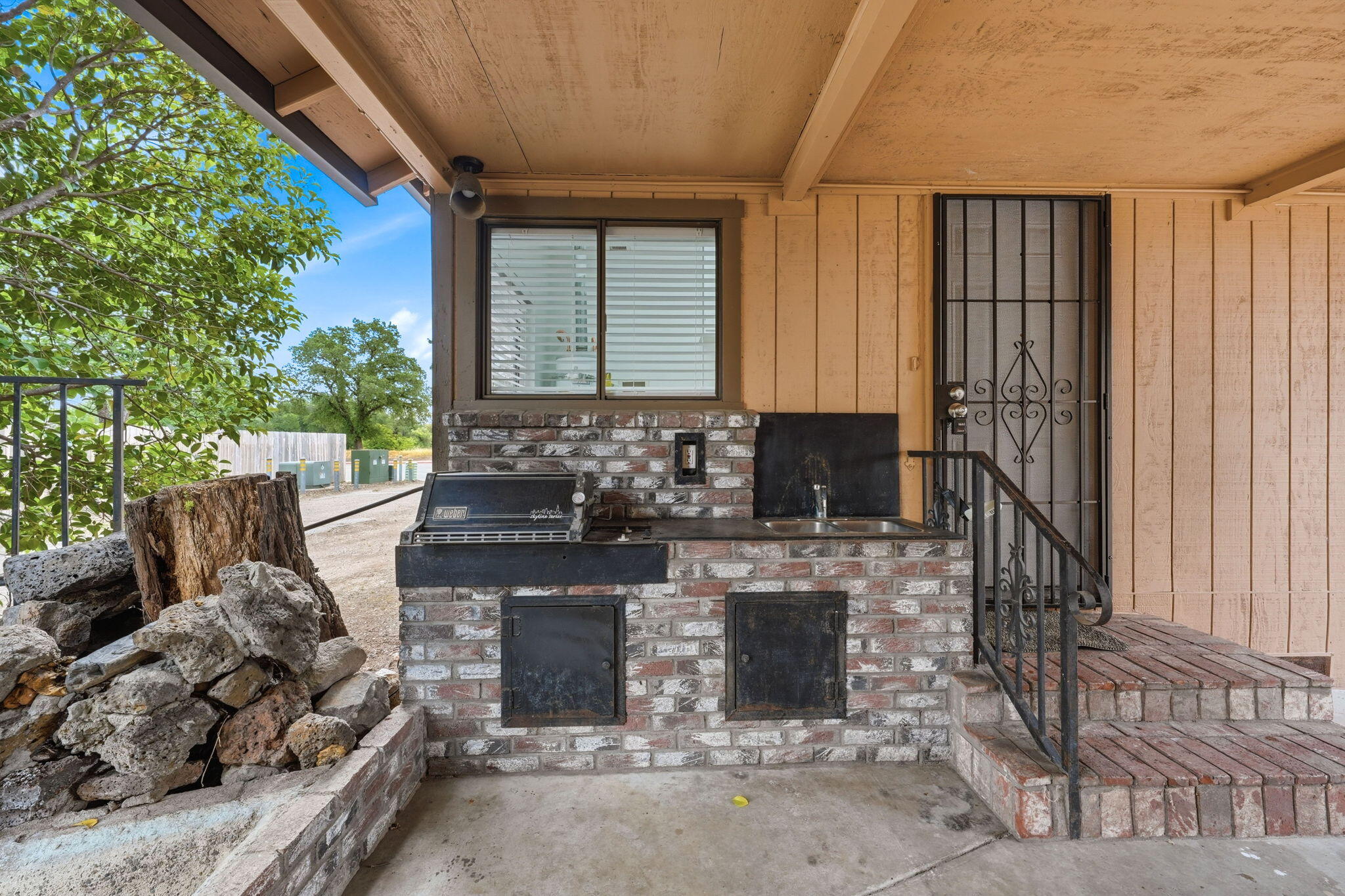 2186 Balls Ferry Road Anderson, CA 96007 - Photo 23 of 44 24-web-or-mls-IMG-24