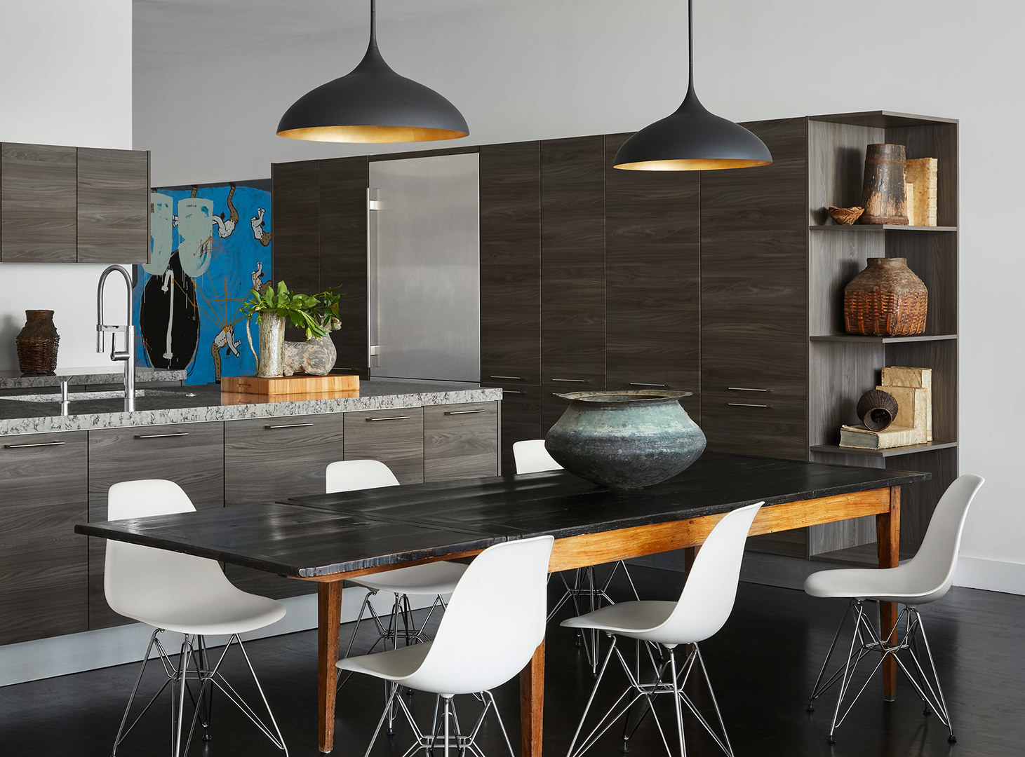 747 North Clark Street, Unit 201 Chicago, IL 60654 - Photo 6 of 30 a dining room with furniture and window