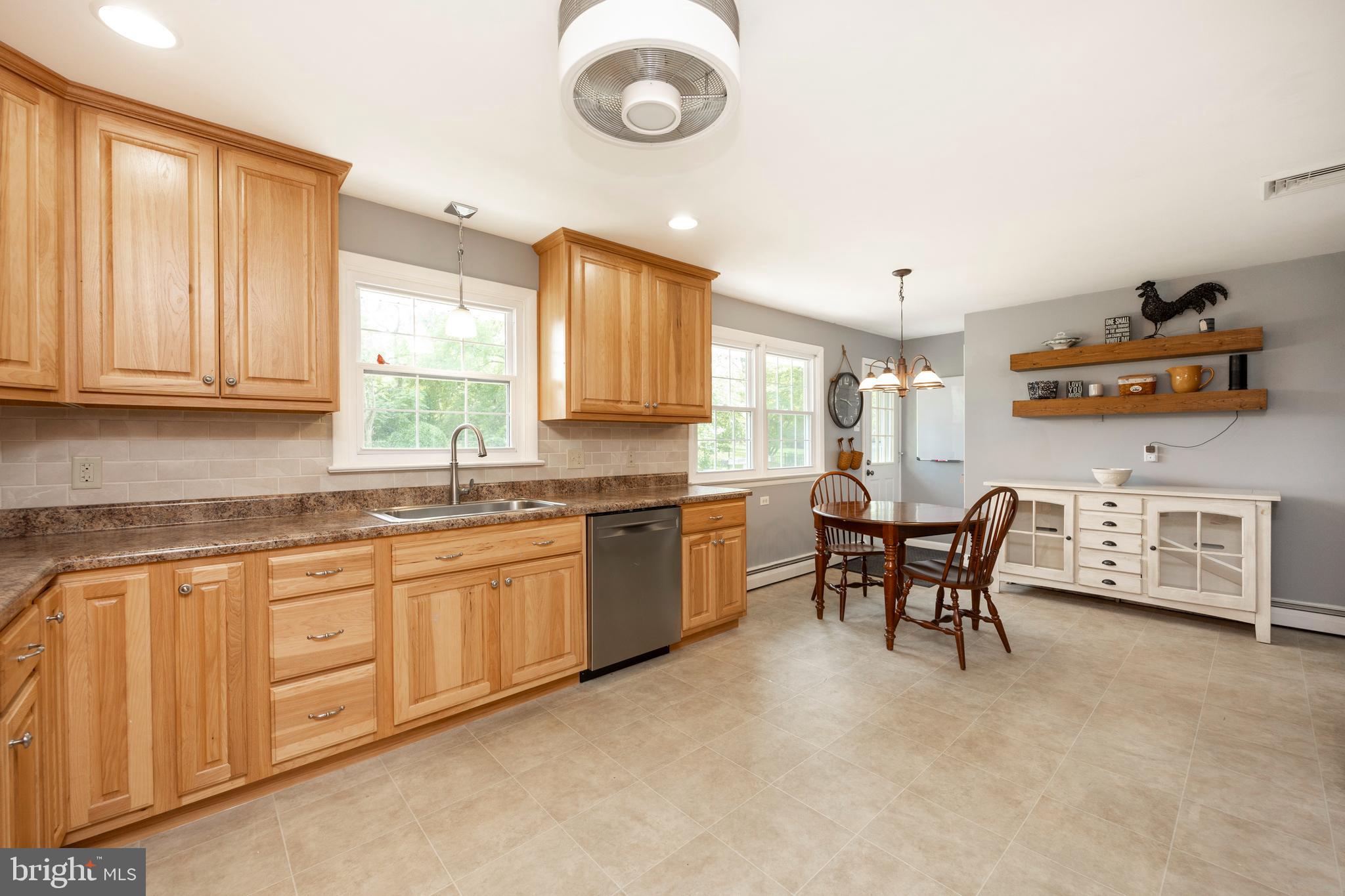 1540 Chestnut Hill Road Pottstown, PA 19465 - Photo 11 of 38 Kitchen