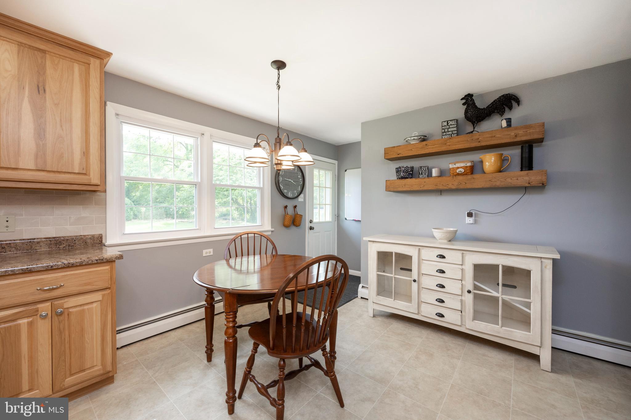 1540 Chestnut Hill Road Pottstown, PA 19465 - Photo 13 of 38 Eat-in Kitchen