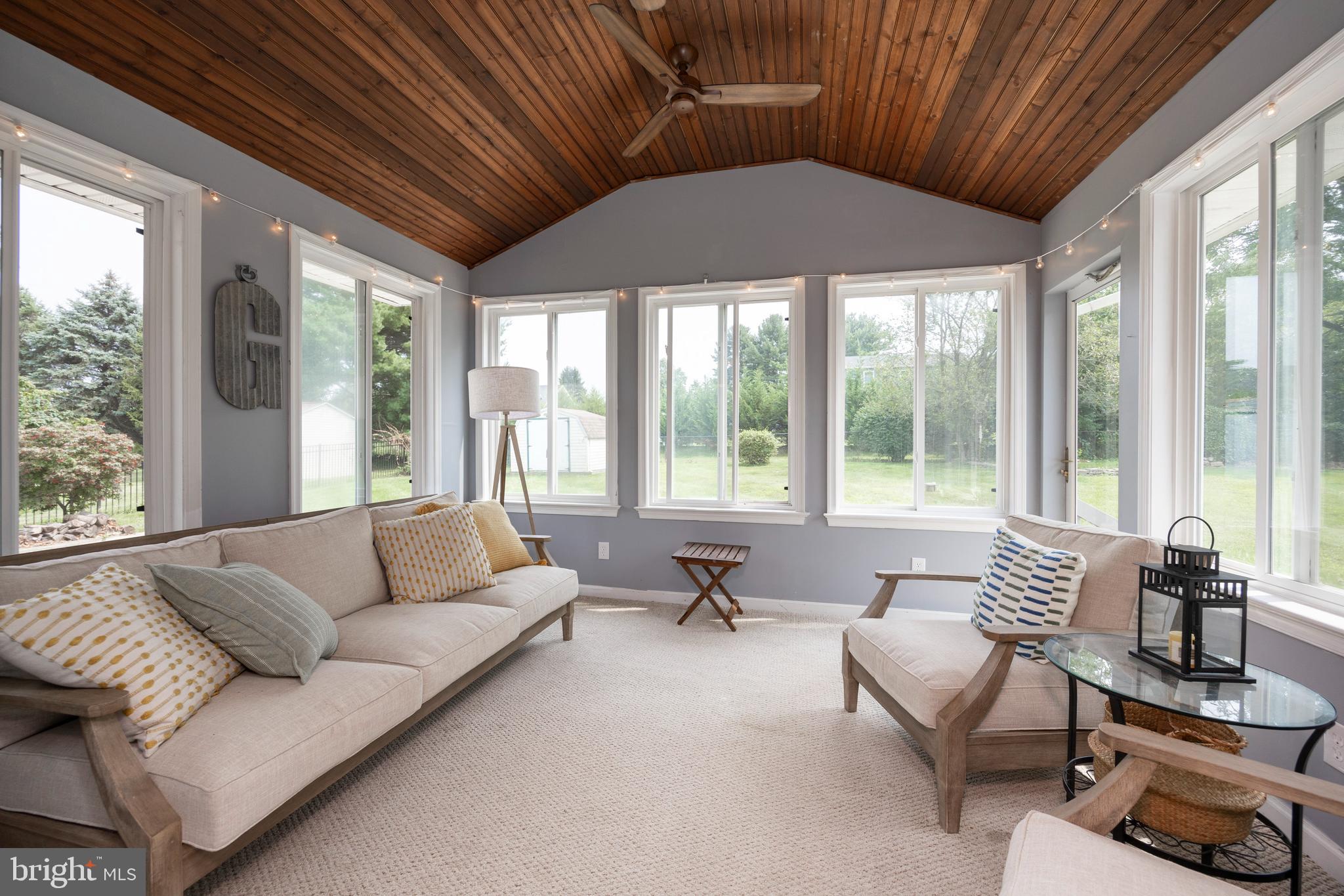 1540 Chestnut Hill Road Pottstown, PA 19465 - Photo 16 of 38 Sun room