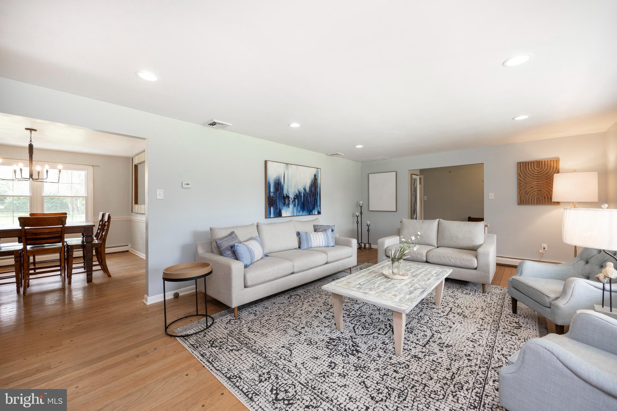 1540 Chestnut Hill Road Pottstown, PA 19465 - Photo 8 of 38 Living Room