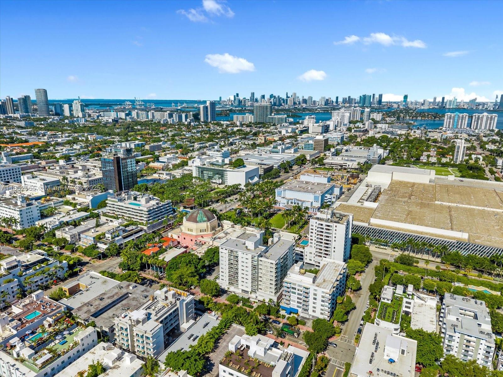 1750 James Avenue, Unit 7L Miami Beach, FL 33139 - Photo 20 of 27 an aerial view of a city