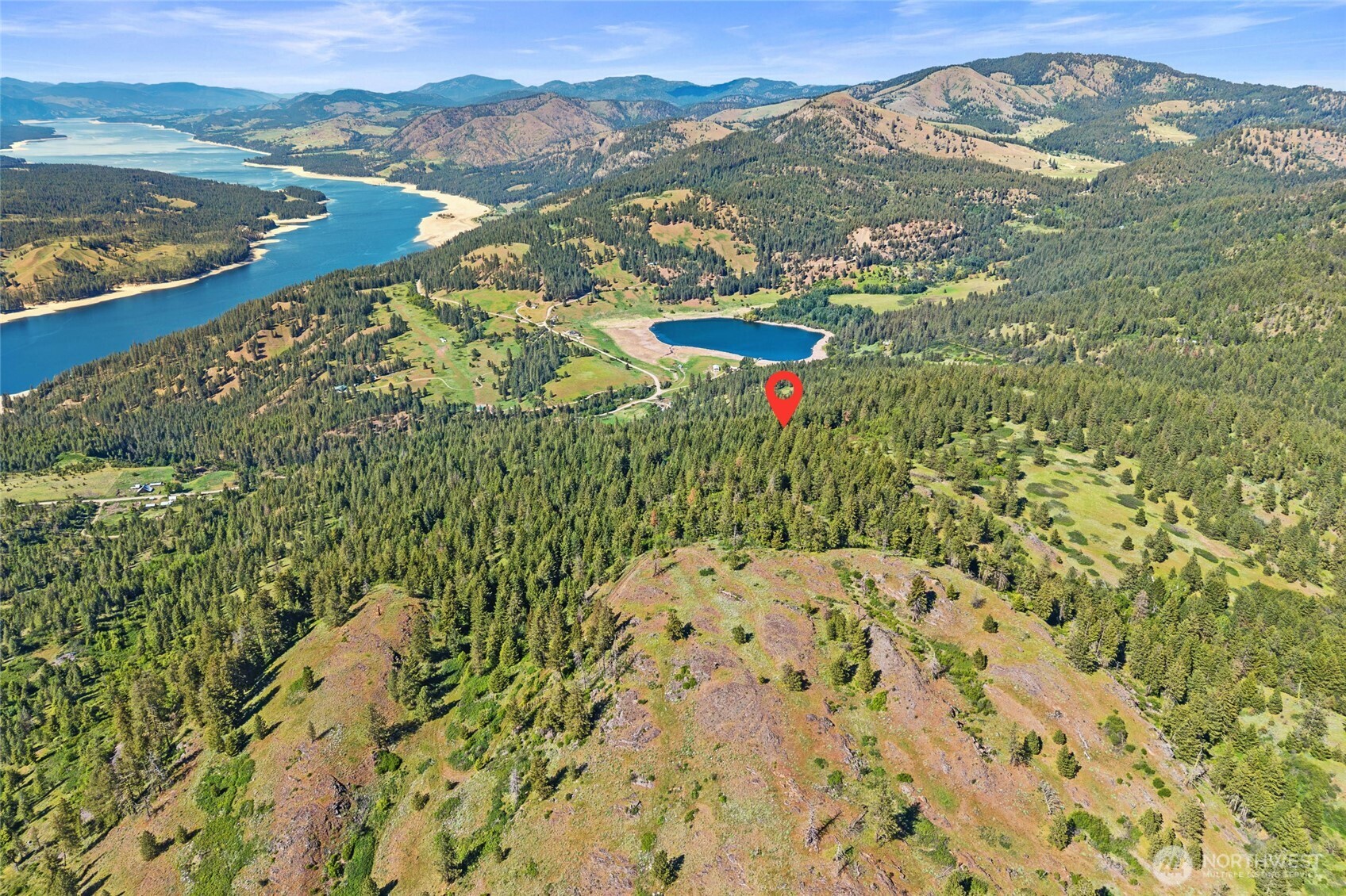 4100 Bissell Road Hunters, WA 99137 - Photo 5 of 39