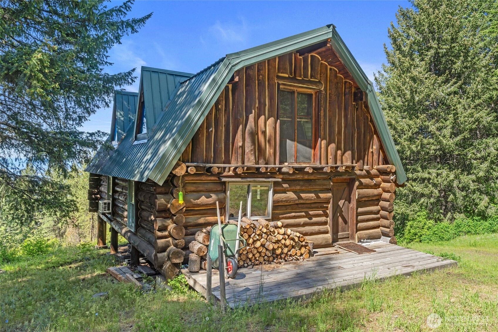 4100 Bissell Road Hunters, WA 99137 - Photo 9 of 39