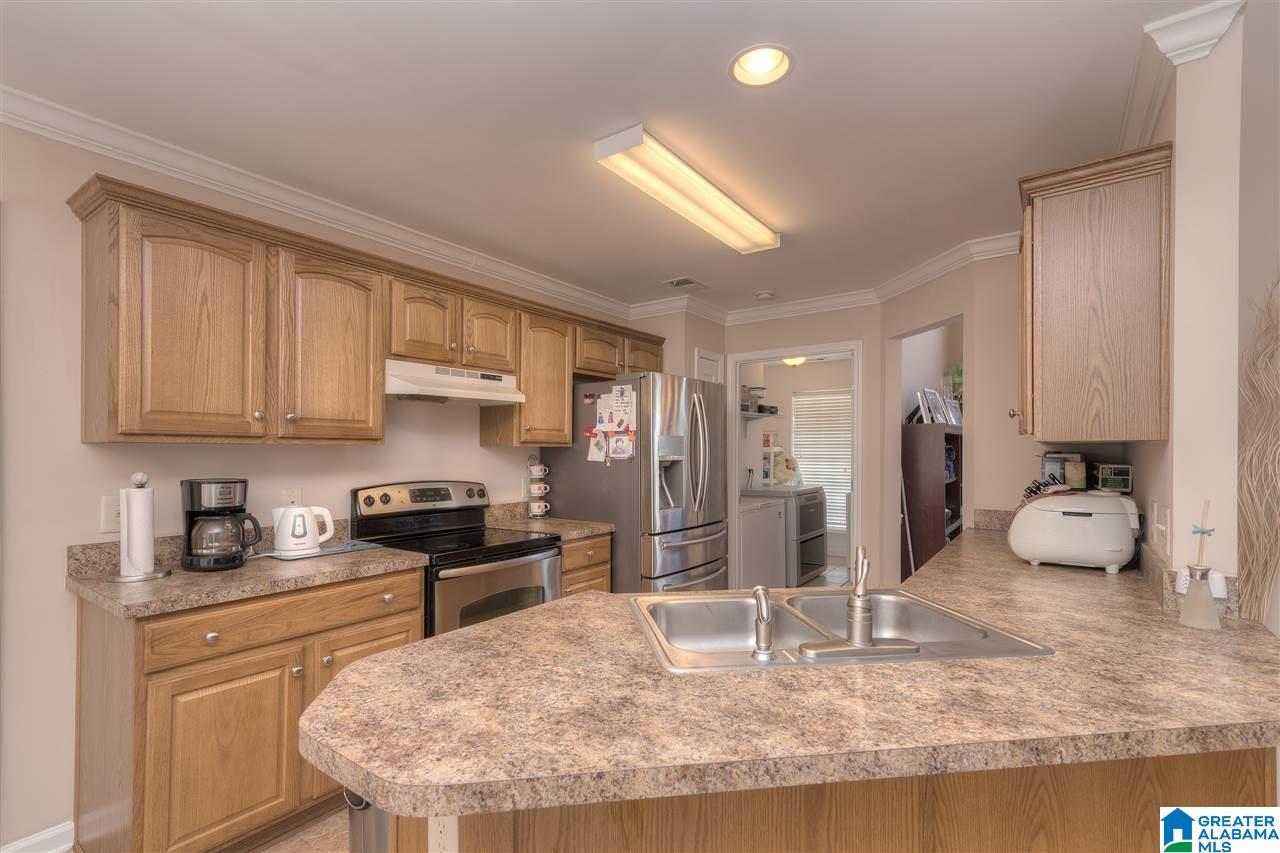 5389 Summerset Way Bessemer, AL 35022 - Photo 2 of 25
