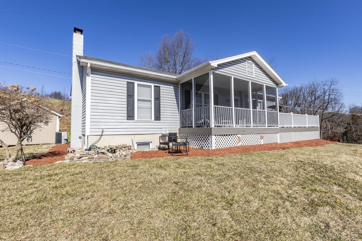 144 Seawright Springs Road Mount Sidney, VA 24467 - Photo 5 of 39 Gallery Image 5