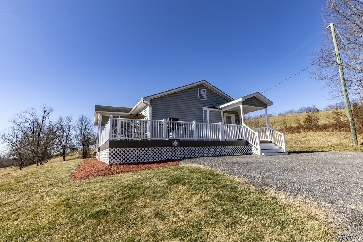 144 Seawright Springs Road Mount Sidney, VA 24467 - Photo 6 of 39 Gallery Image 6