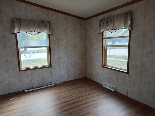 $130,000 | 109 South 4th Street, Avoca, WI 53506