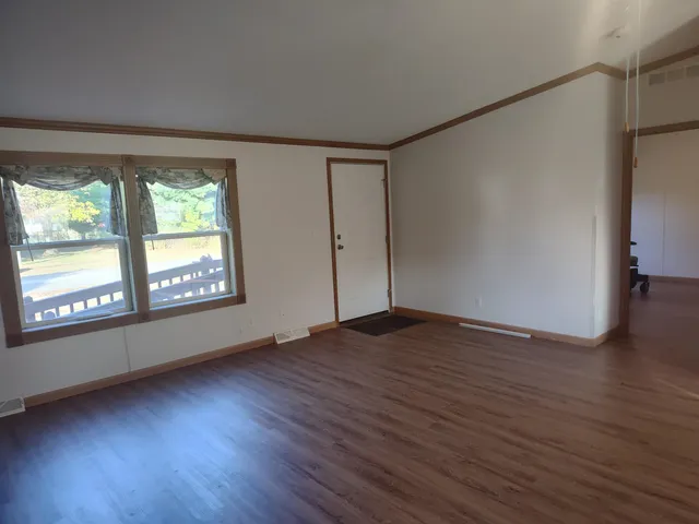 $130,000 | 109 South 4th Street, Avoca, WI 53506