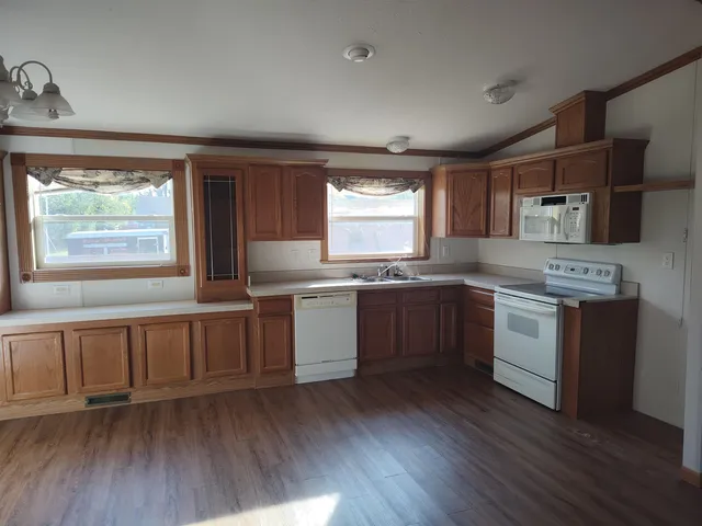 $130,000 | 109 South 4th Street, Avoca, WI 53506