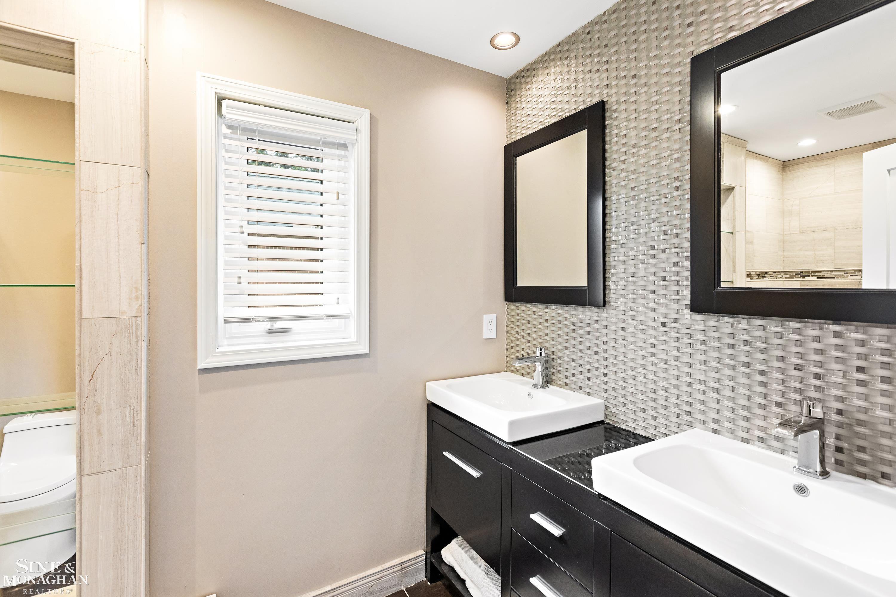 757 Ballantyne Road Grosse Pointe, MI 48236 - Photo 32 of 54 50106957-31.JPG