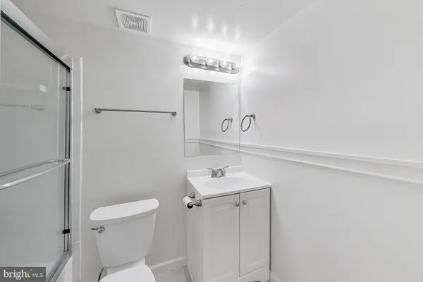 $2,300 | 12307 Braxfield Court, Unit 413, Rockville, MD 20852