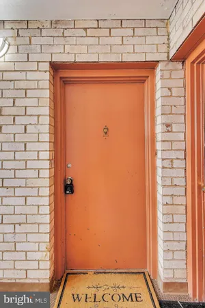 $2,300 | 12307 Braxfield Court, Unit 413, Rockville, MD 20852