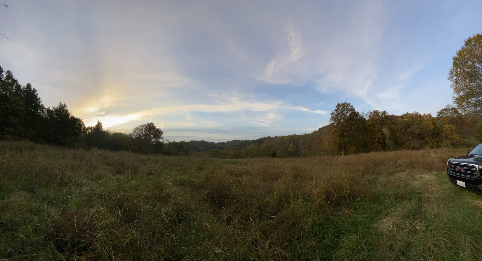 377 Red Tuttle Road Bethpage, TN 37022 - Photo 1 of 4 a view of city and mountain