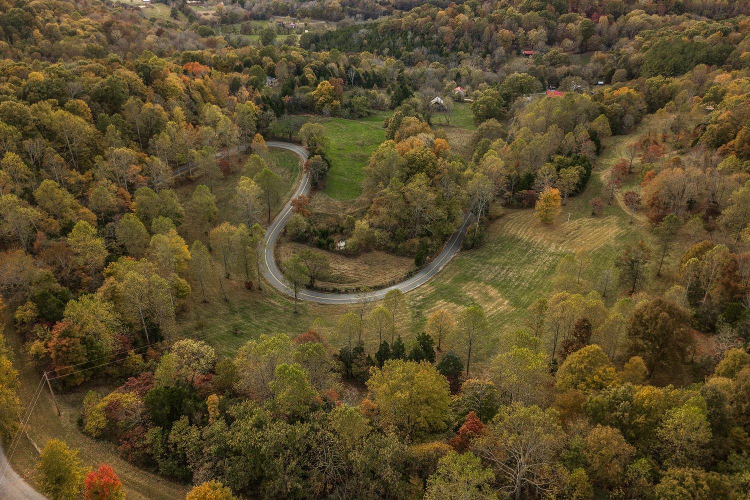 377 Red Tuttle Road Bethpage, TN 37022 - Photo 4 of 4 a aerial view of a houses