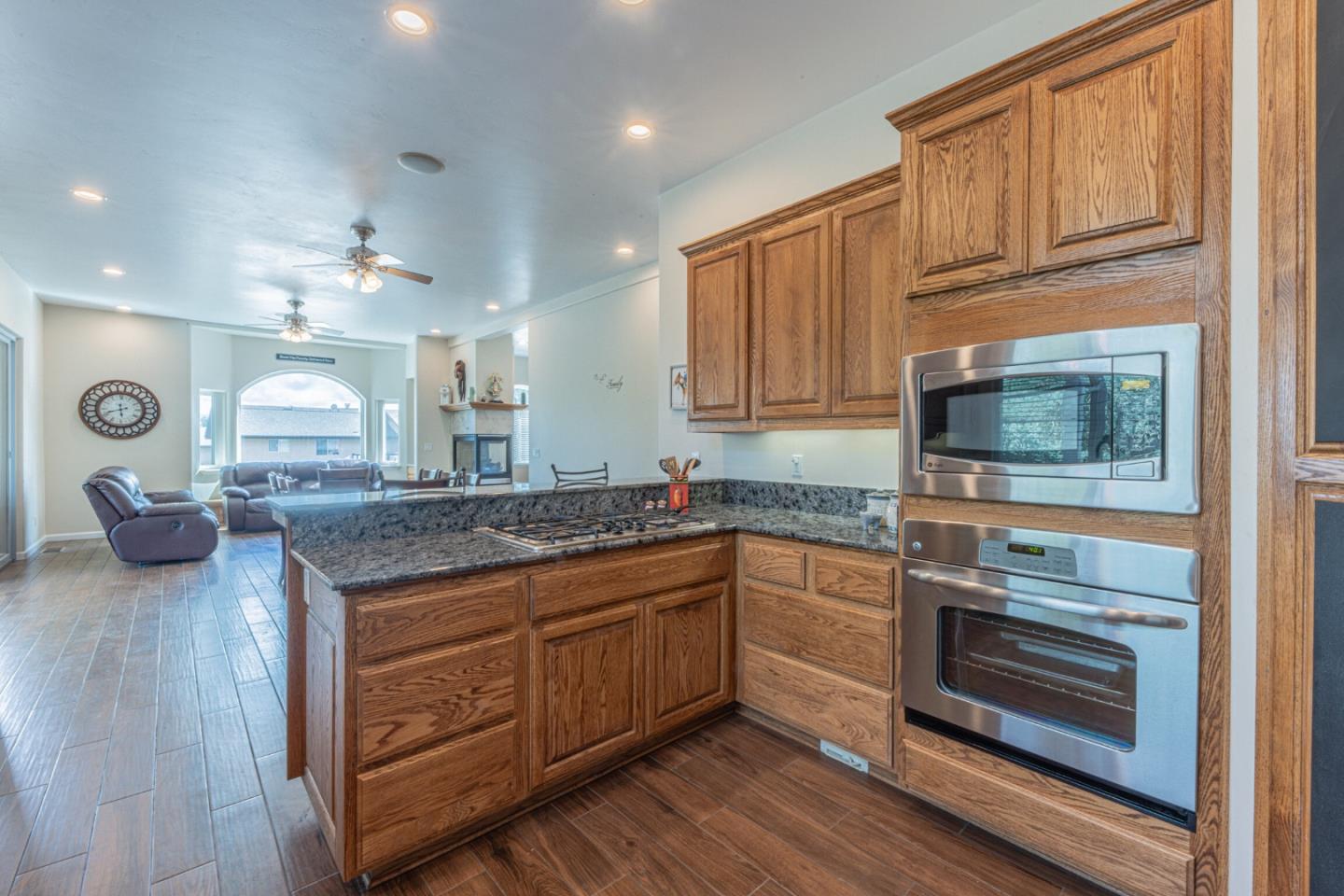 2188 Ridge Rider Road Bradley, CA 93426 - Photo 12 of 38