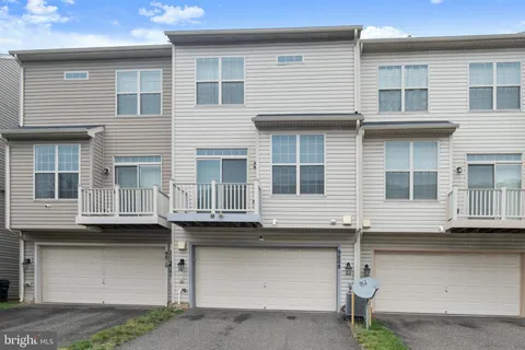 $505,000 | 9808 Smithview Place, Lanham, MD 20706