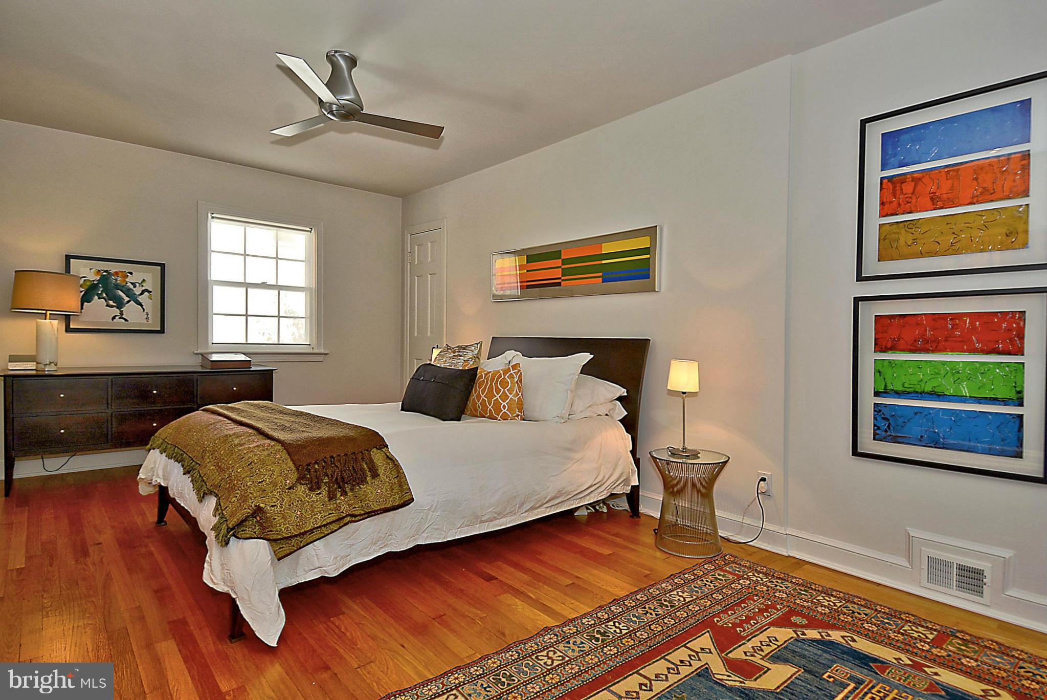 9212 Midwood Road Silver Spring, MD 20910 - Photo 14 of 30 Bedroom (Master)