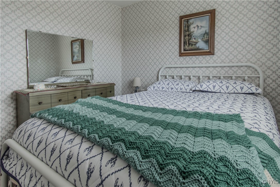 18121 Howes Shore Road Sackets Harbor, NY 13685 - Photo 13 of 40