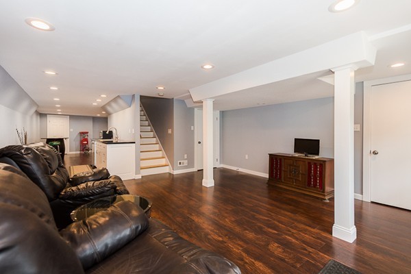 72 Ferry Road Salisbury, MA 01952 - Photo 19 of 30 a living room with furniture and a wooden floor