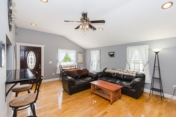 72 Ferry Road Salisbury, MA 01952 - Photo 3 of 30 a living room with furniture and a window