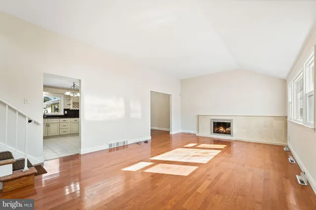 $495,000 | 169 Cherry Tree Lane, Cherry Hill, NJ 08002