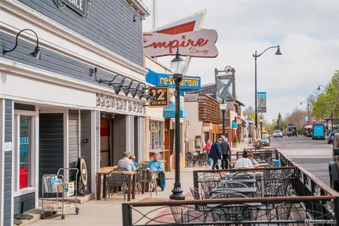 $1,075,000 | 142 Cherrywood Lane, Louisville, CO 80027