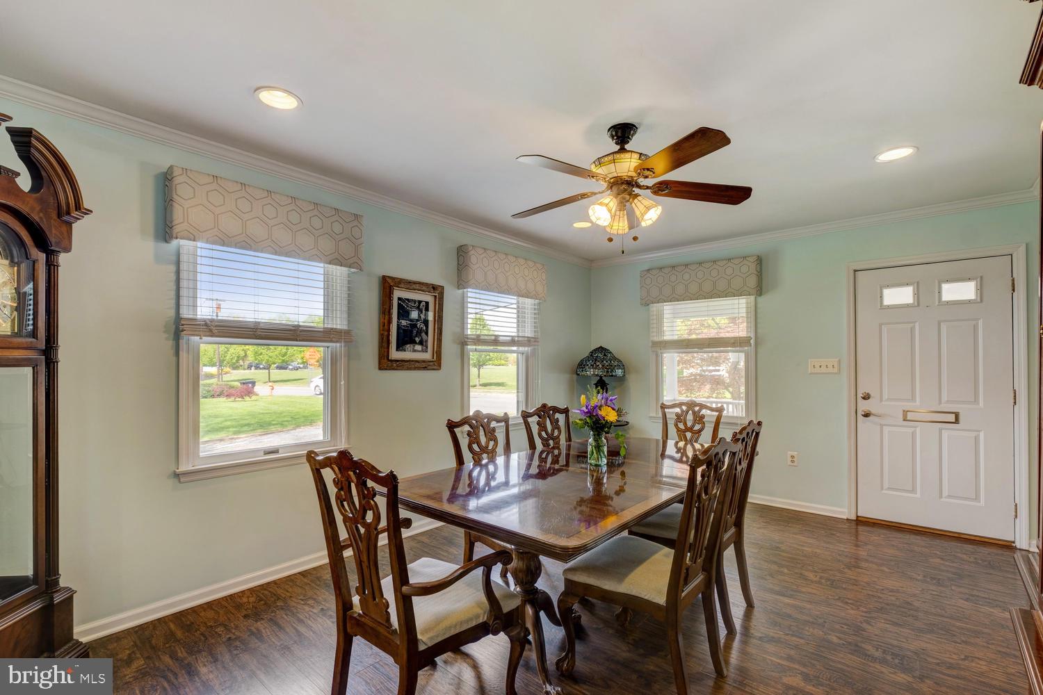 33 Chapel Hill Road Red Bank, NJ 07701 - Photo 11 of 39
