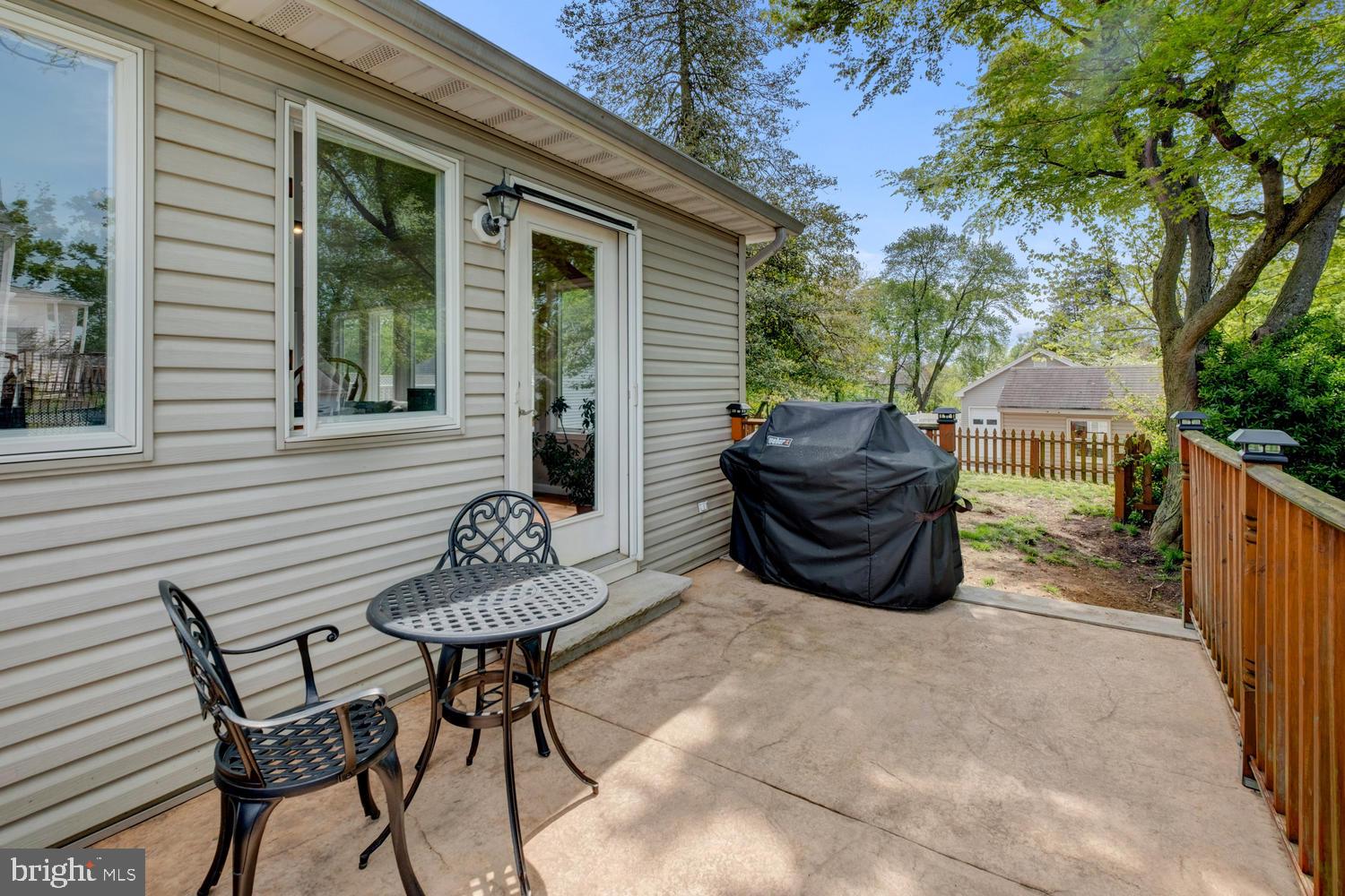 33 Chapel Hill Road Red Bank, NJ 07701 - Photo 31 of 39