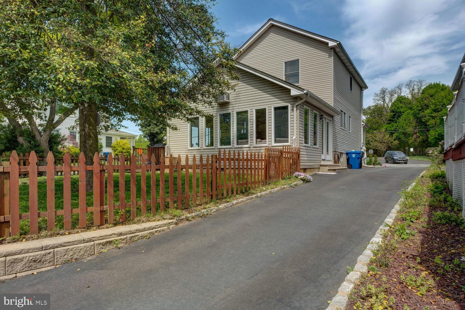 33 Chapel Hill Road Red Bank, NJ 07701 - Photo 36 of 39