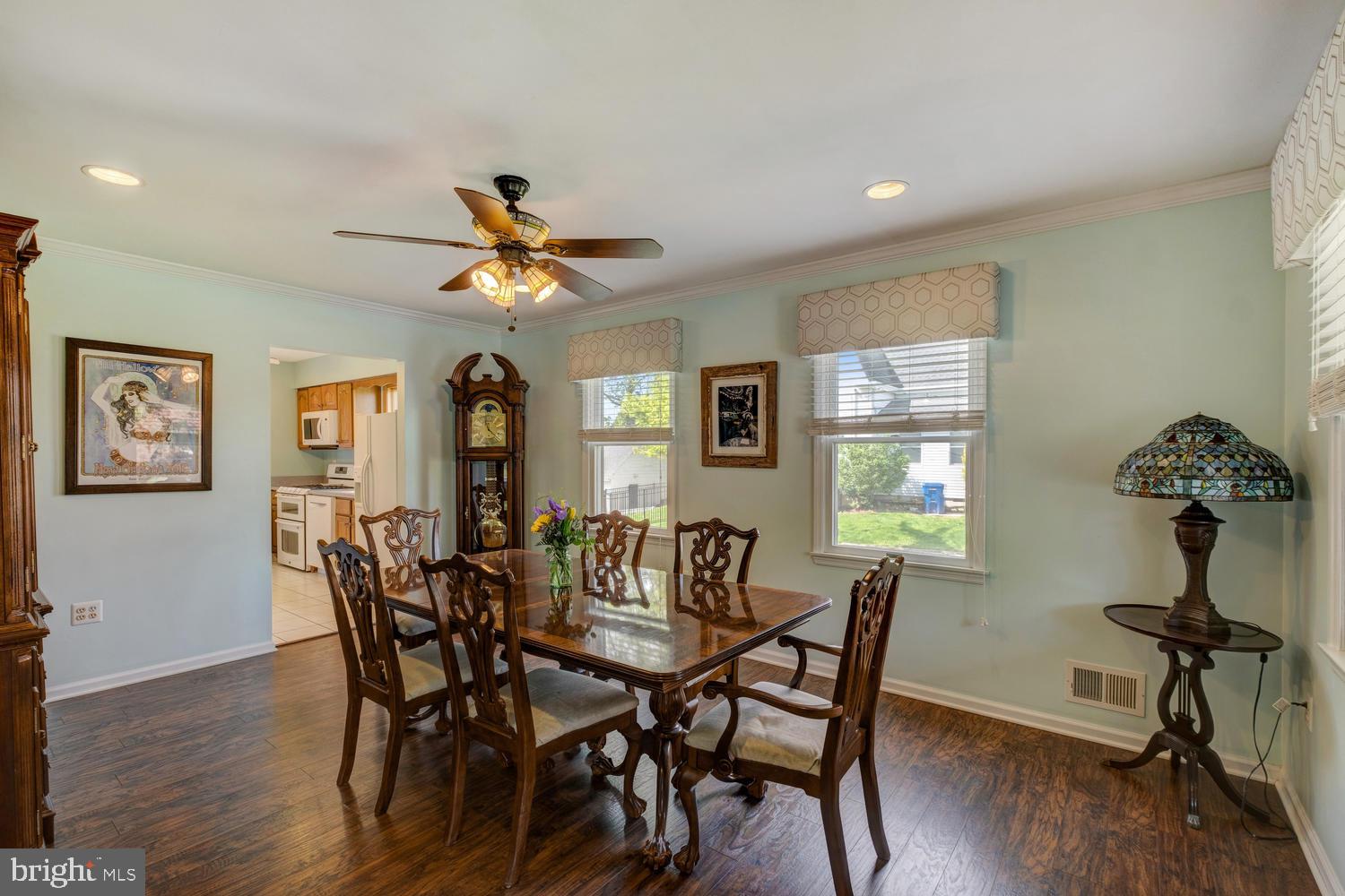 33 Chapel Hill Road Red Bank, NJ 07701 - Photo 9 of 39