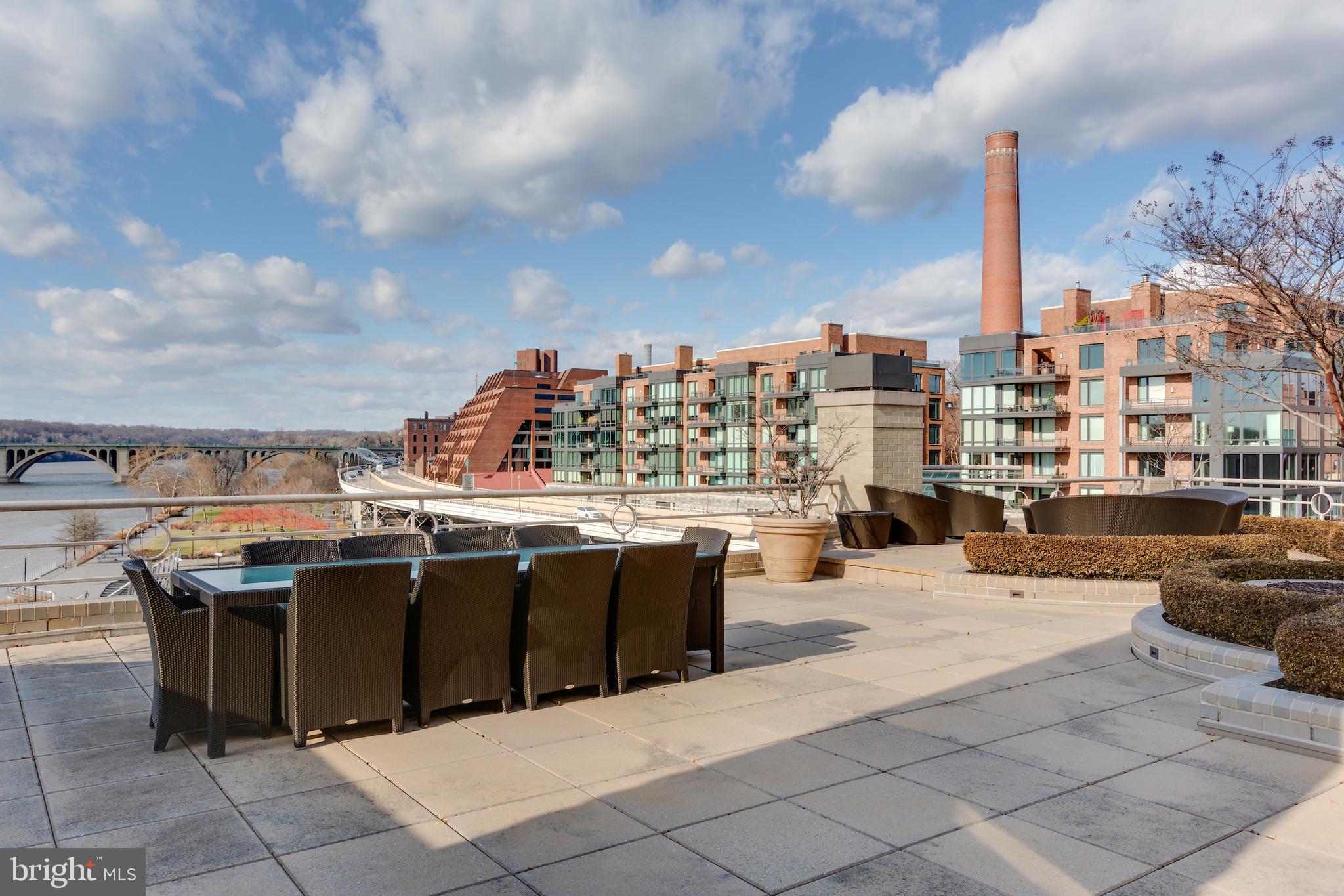 3030 K Street Northwest, Unit PH212 Washington, DC 20007 - Photo 2 of 30