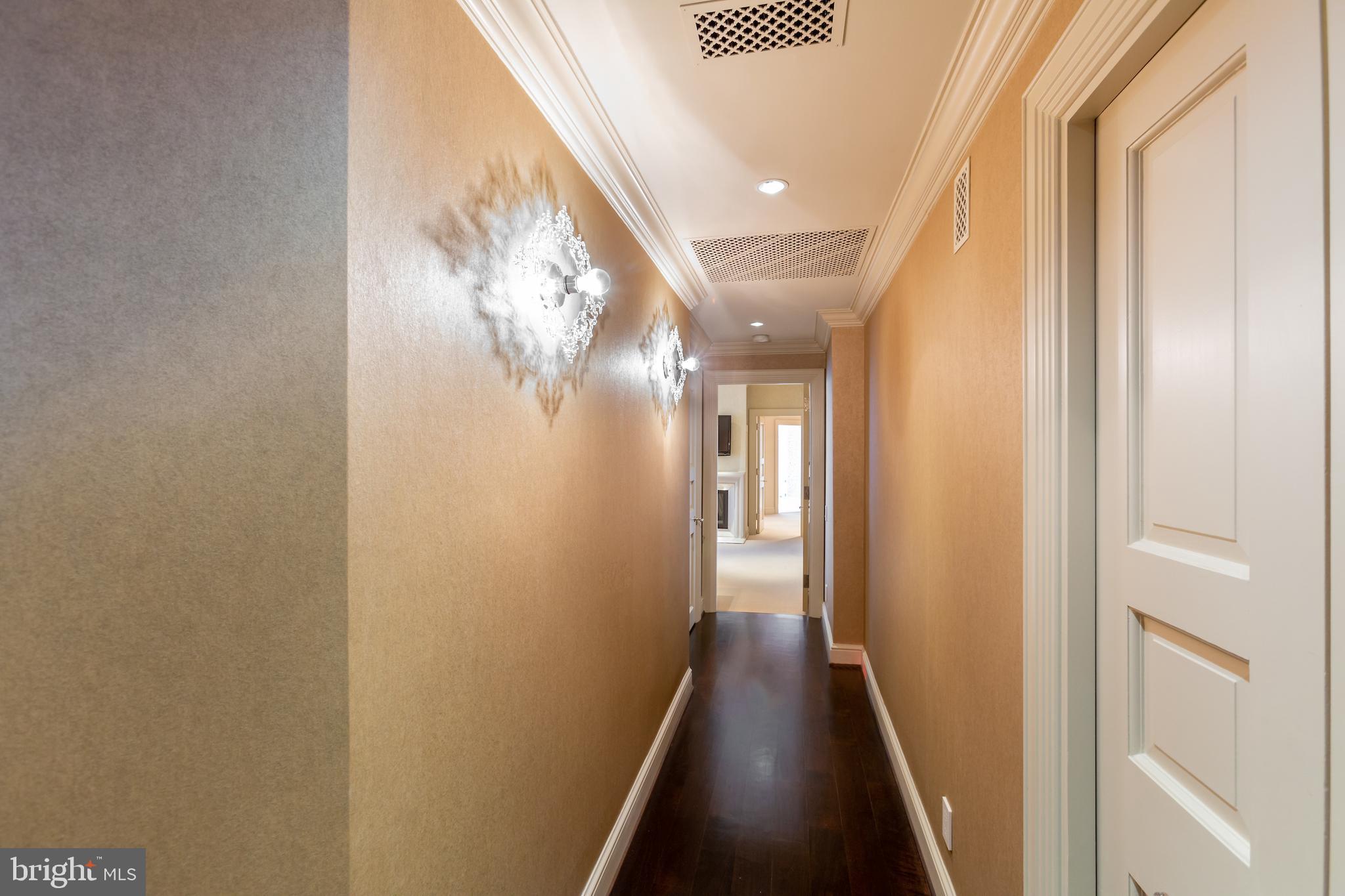 3030 K Street Northwest, Unit PH212 Washington, DC 20007 - Photo 18 of 30