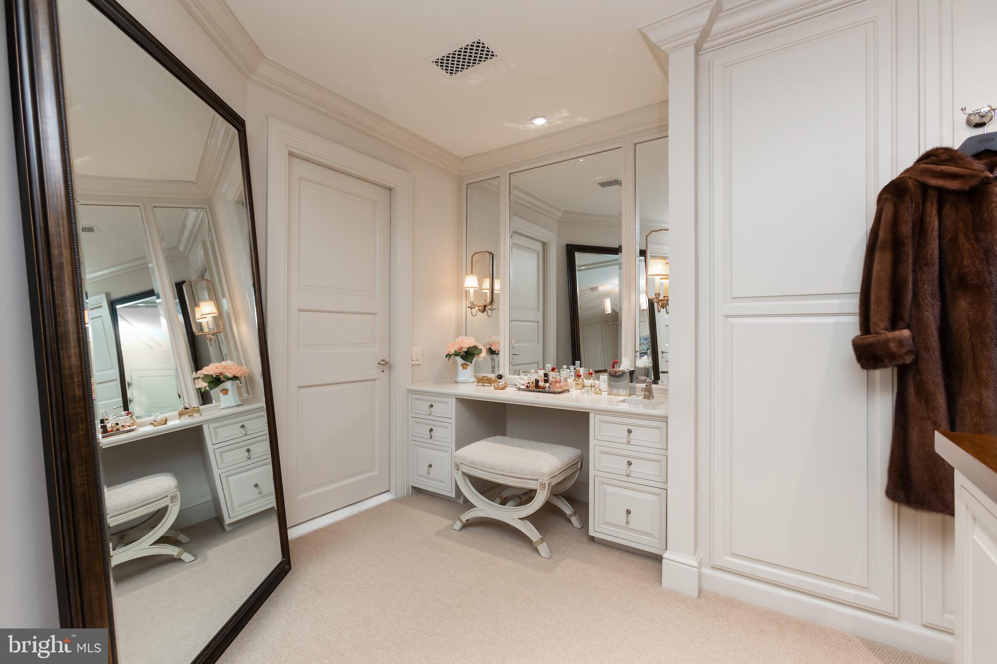 3030 K Street Northwest, Unit PH212 Washington, DC 20007 - Photo 22 of 30